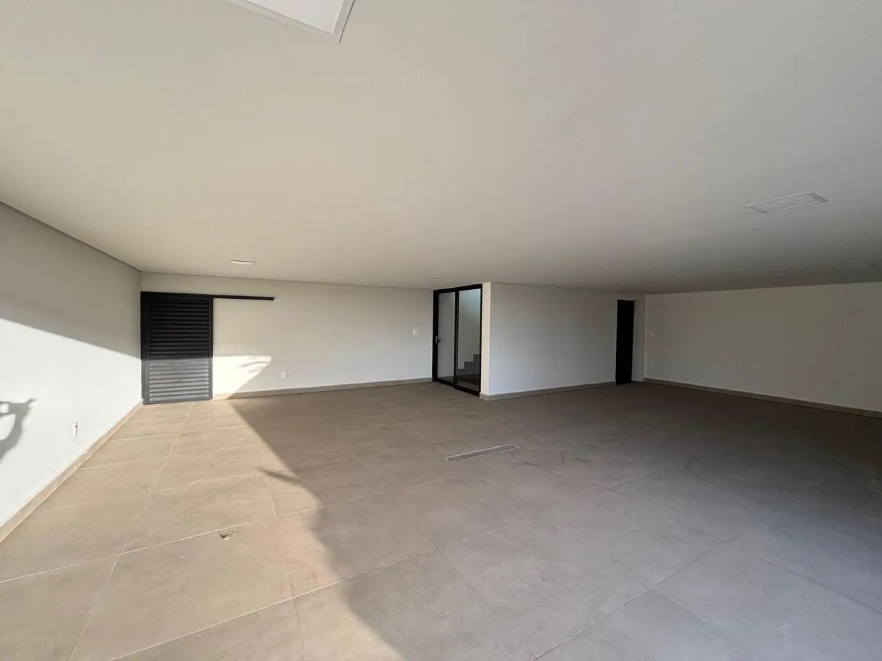 Casa Exclusiva no Alphaville 3 | Arquitetura, Natureza e Sofisticação - Votorantim/SP - Foto 2