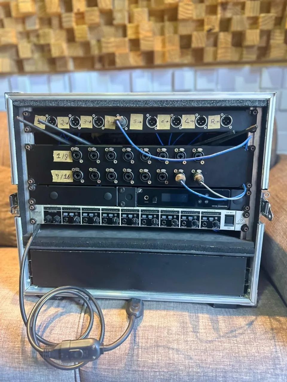 Hack XR18 Behringer  - Foto 3
