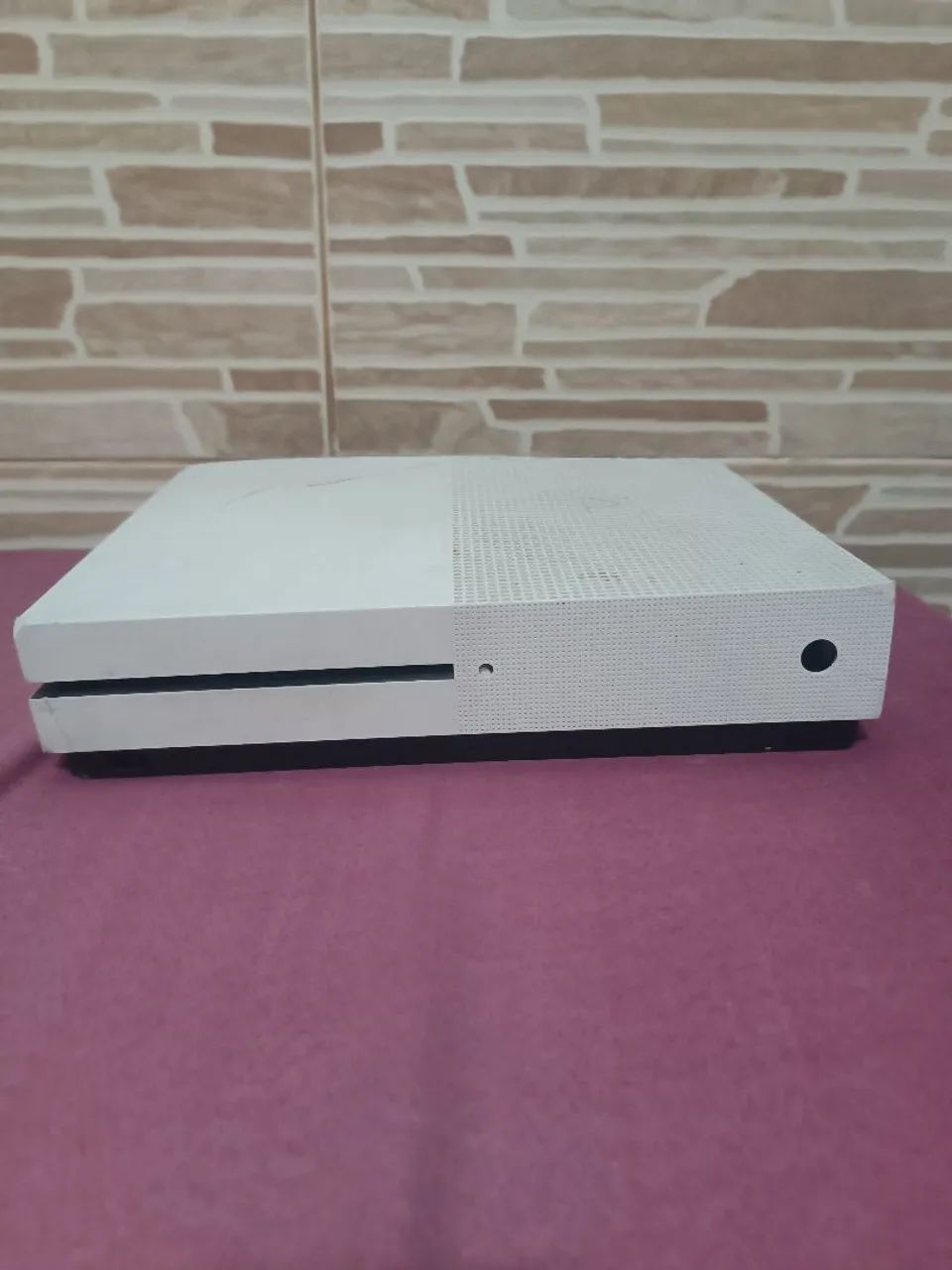 Xbox One S + 14 Jogos 
