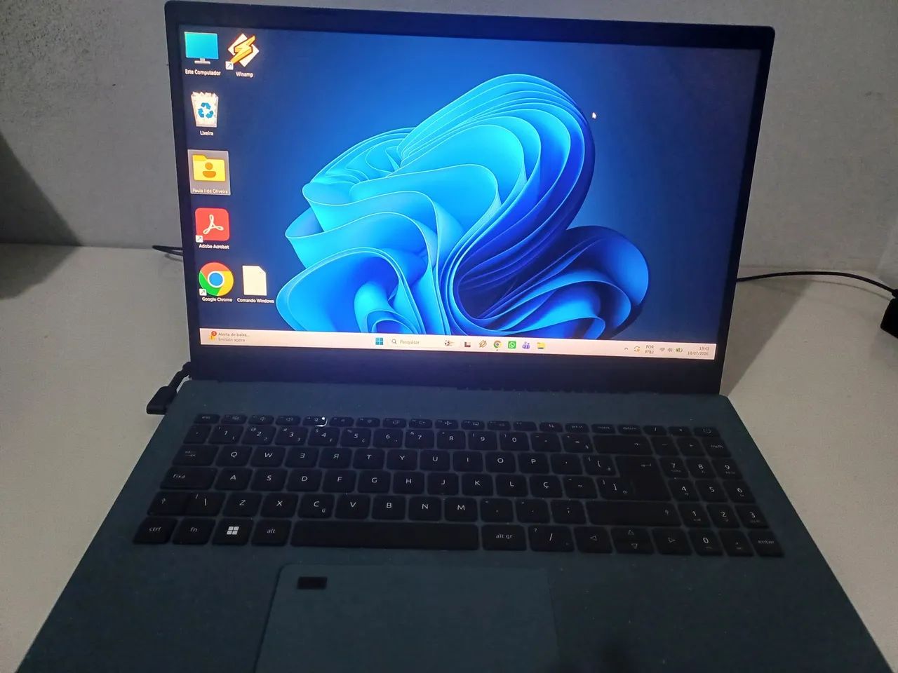Notebook  acer vero I5