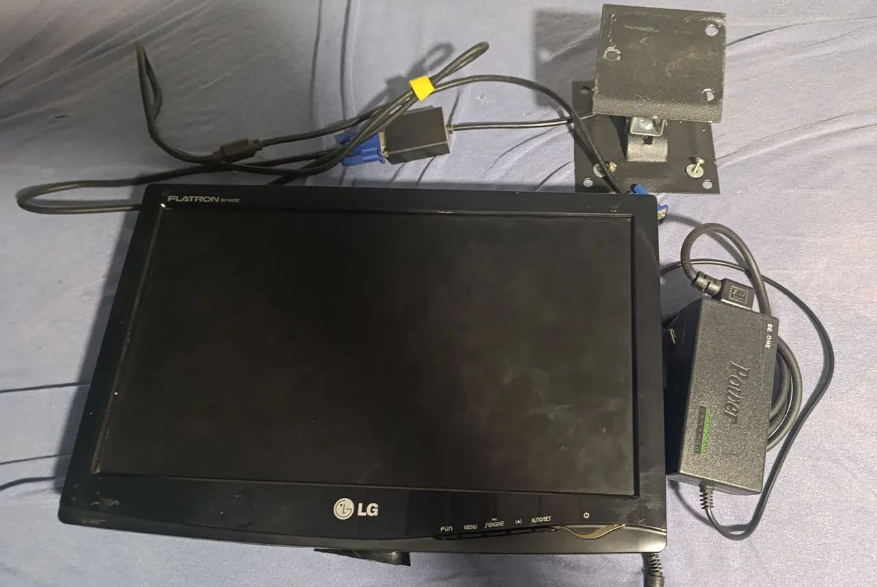 Monitor LG Flatron W1643C