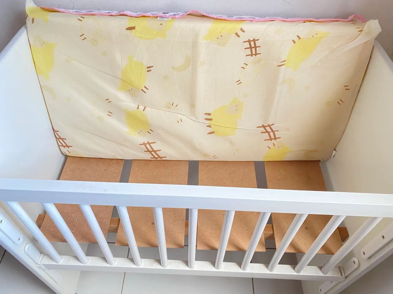 Mini berço com colchão incluso  - Foto 3