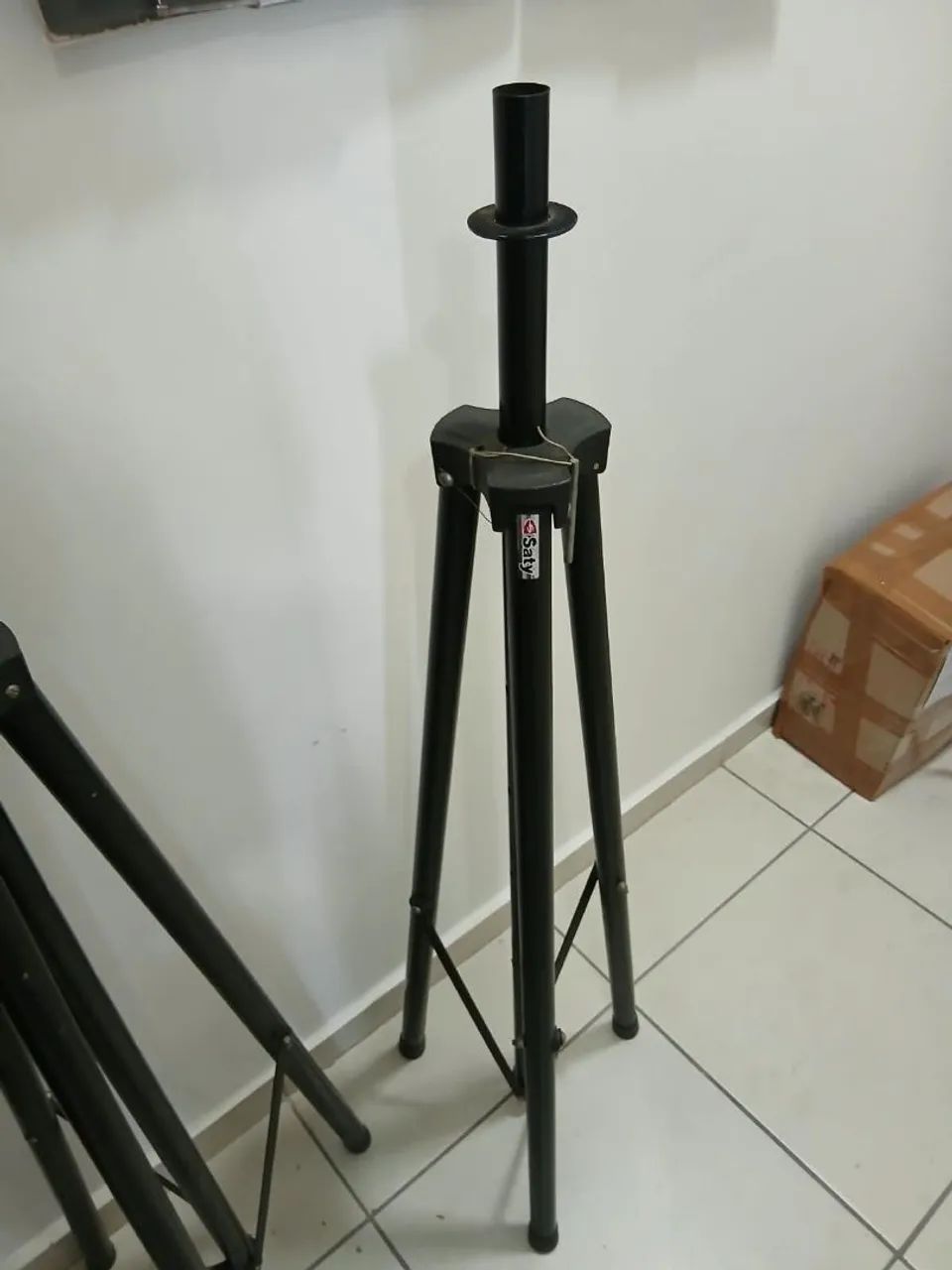Tripé para caixas de som. - Foto 3