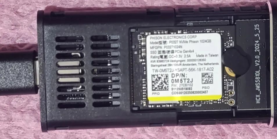 Ssd 1tb Externo - Phison P0327 Nvme Pcie Gen4 + Case