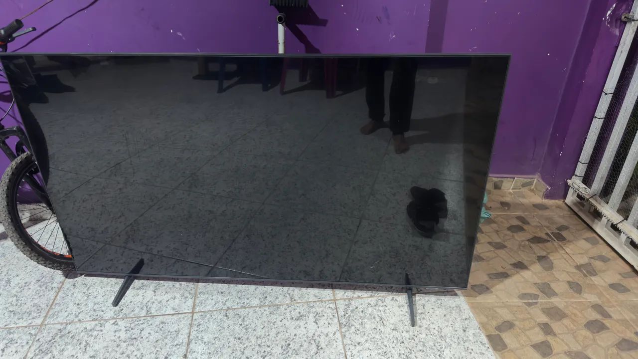 Vendo Tv Samsung 65 polegadas pra retirada de peças 