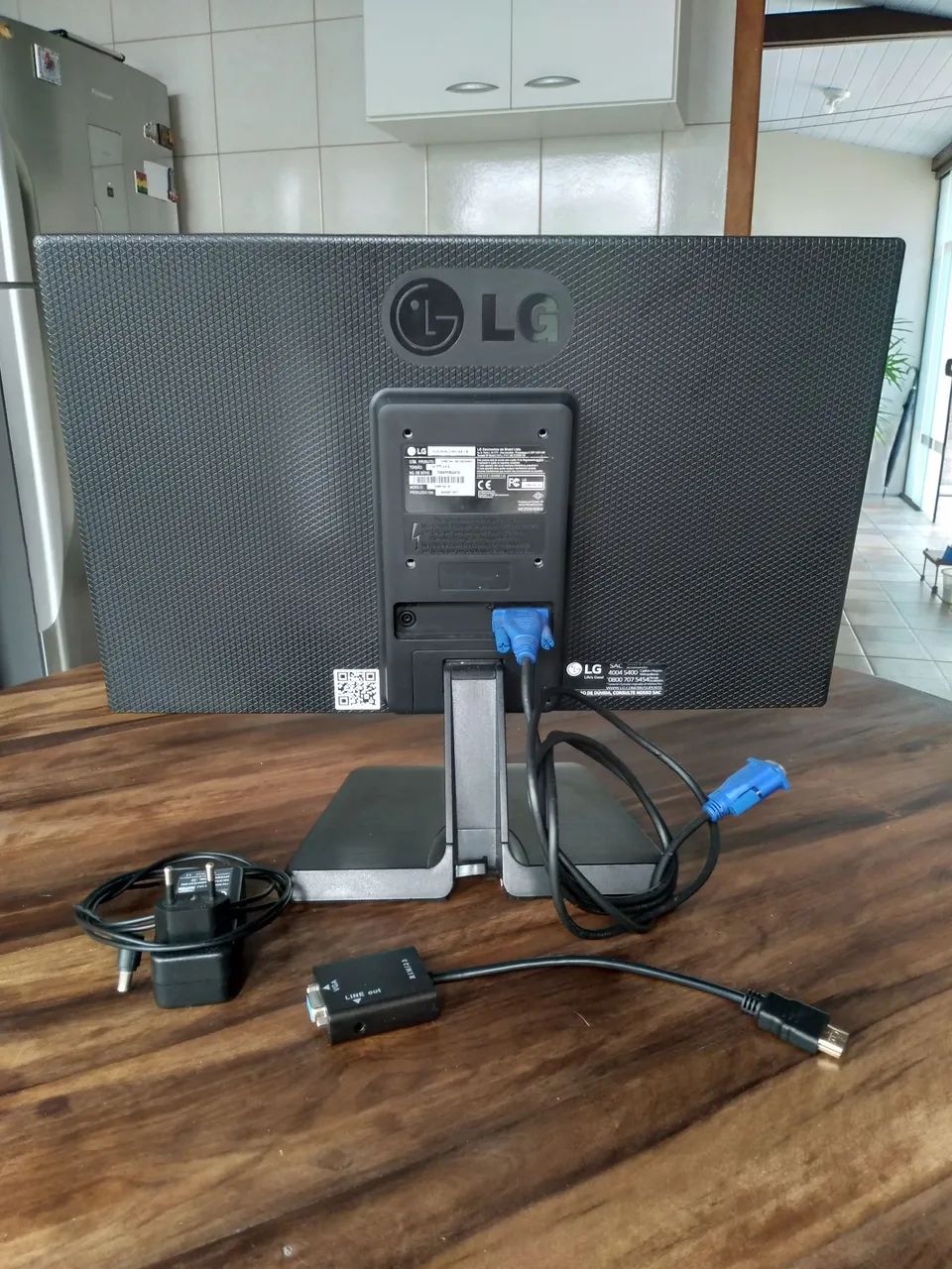 Monitor LG 20M37AA-B  - Foto 2