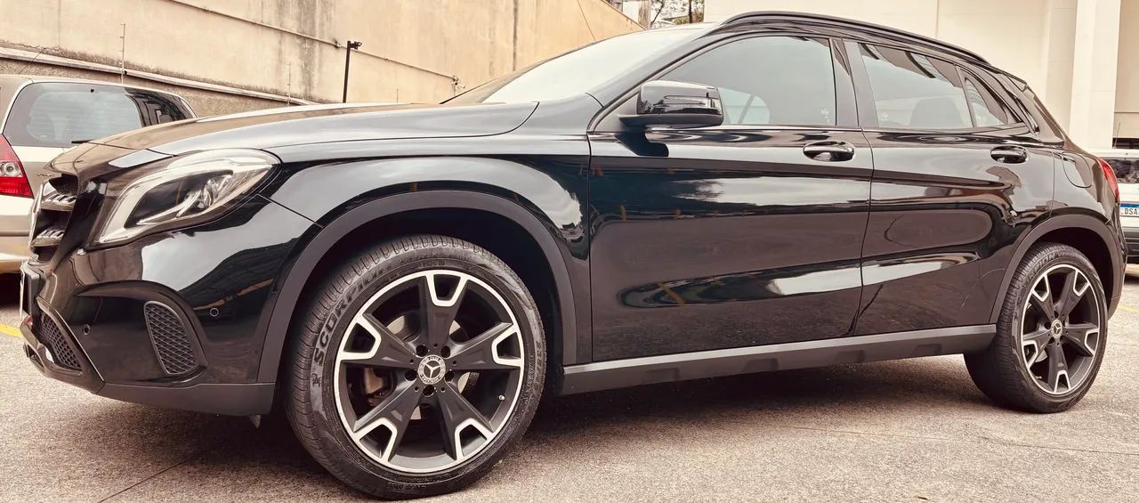 Mercedes-Benz GLA-200 GLA 200 Night 1.6. TB 16V Flex Aut. 2019
