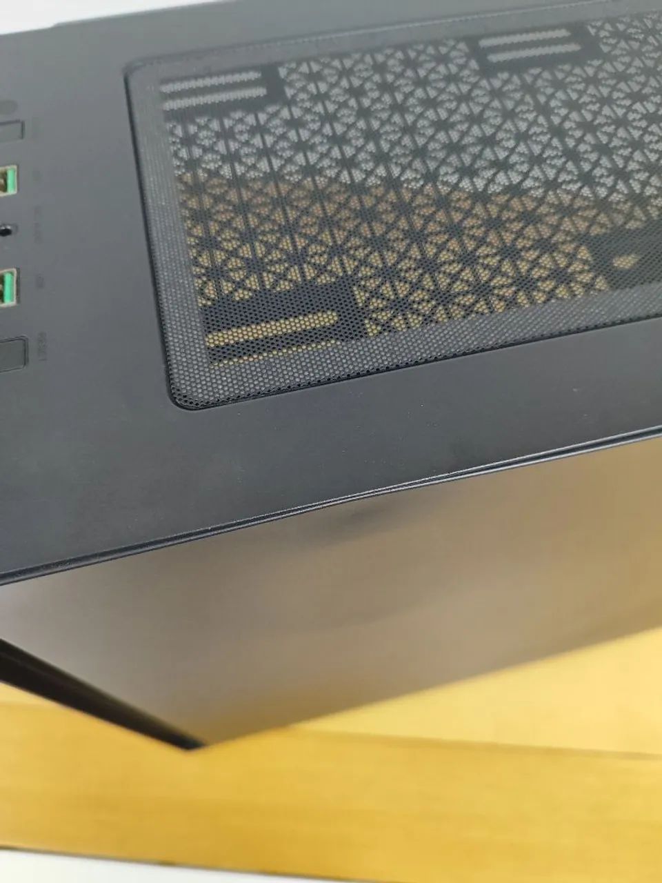 Gabinete DeepCool MACUBE 110 - Excelente Estado - Foto 5