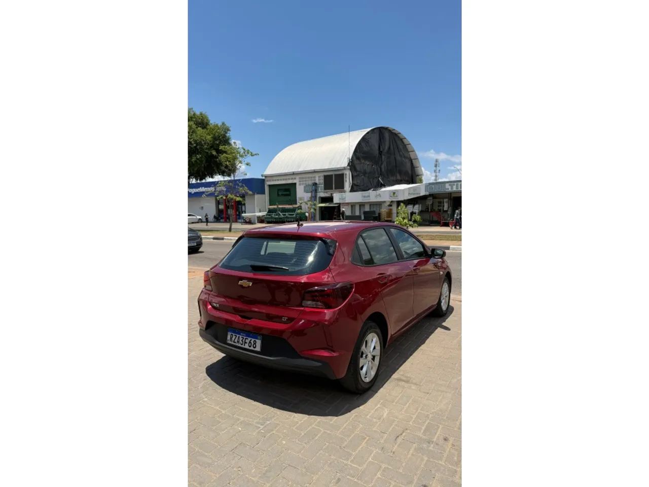 Chevrolet Onix Plus LT 1.0 12V Flex Mec. 4P 2023 - Foto 4
