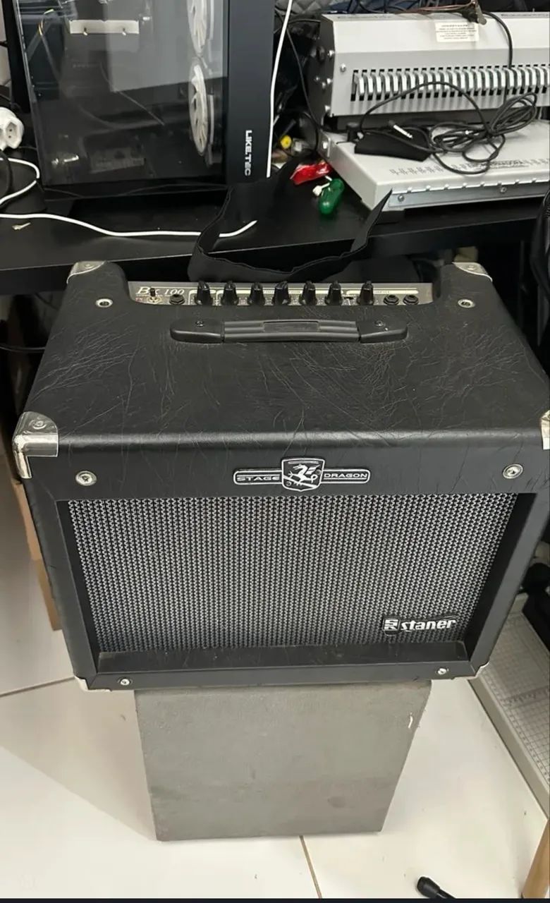 Cubo amplificador Bx100 