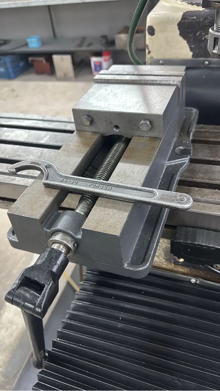 Fresadora  v 3 - Foto 5