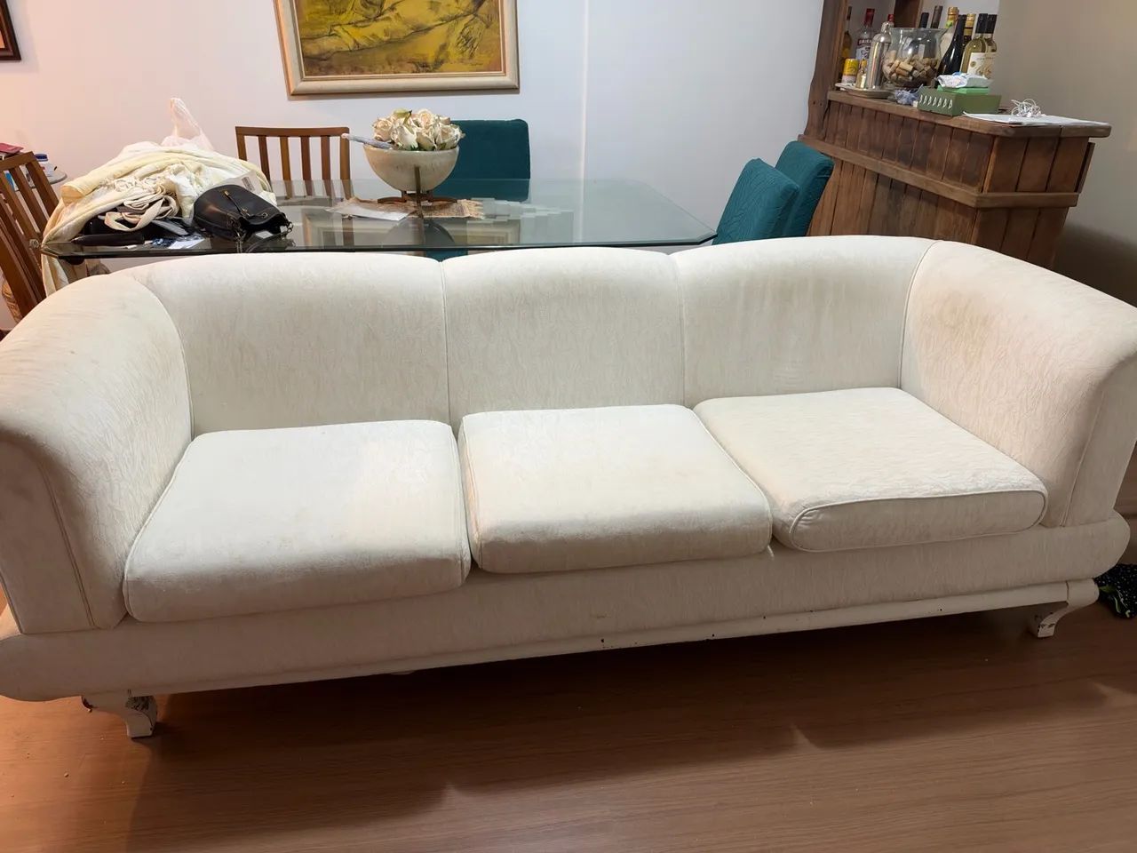 Sofá clásico 4 lugares , estilo elegante 