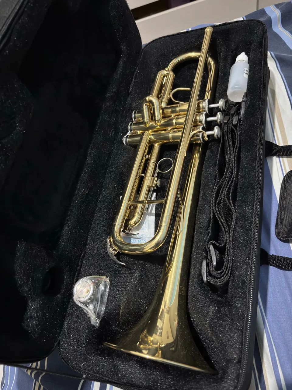 Trompete BM super conservado