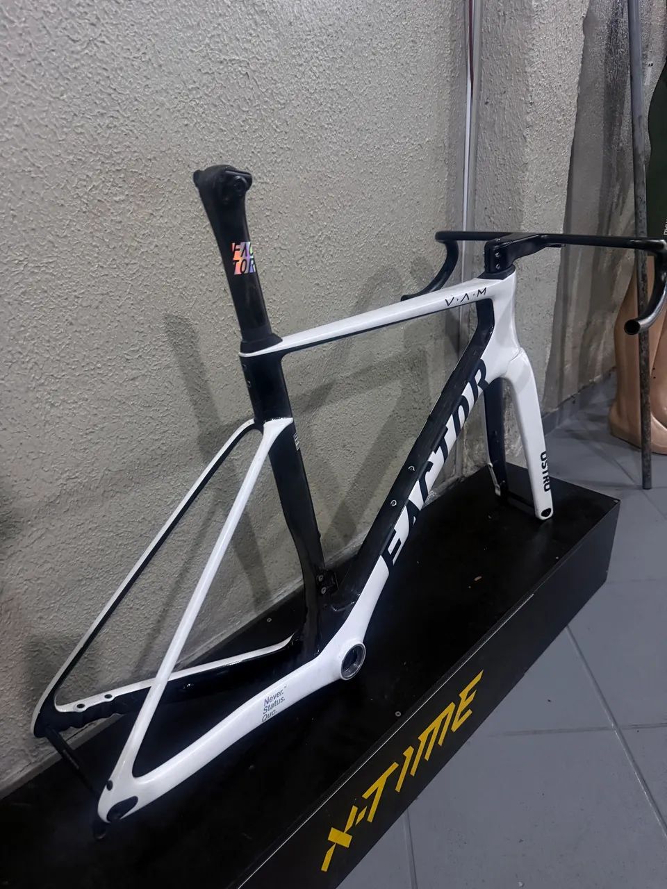 Quadro tamanho 54, FACTOR OSTRO, OEM - Foto 2