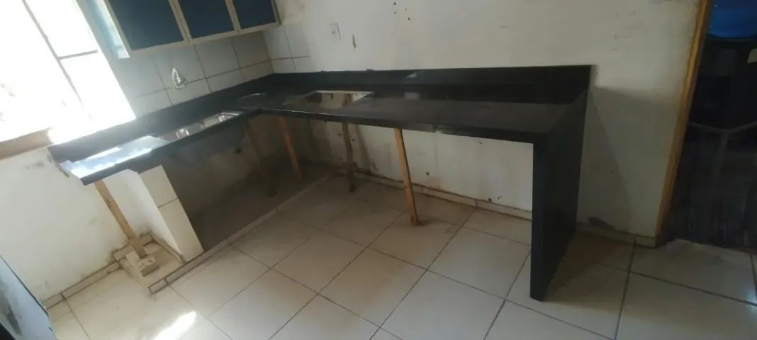 BANCADAS, MESAS NICHOS, ILHAS EM MARMORES E GRANITOS - Foto 3