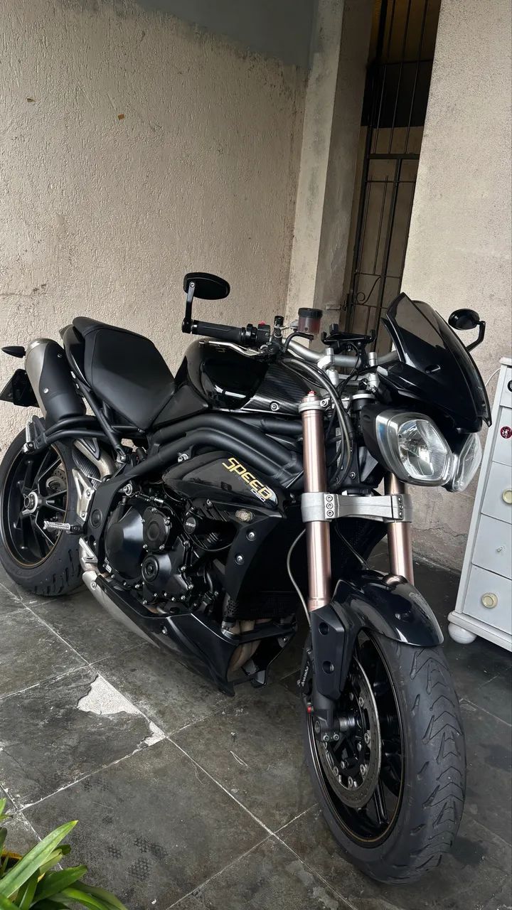Triumph Speed Triple 1050