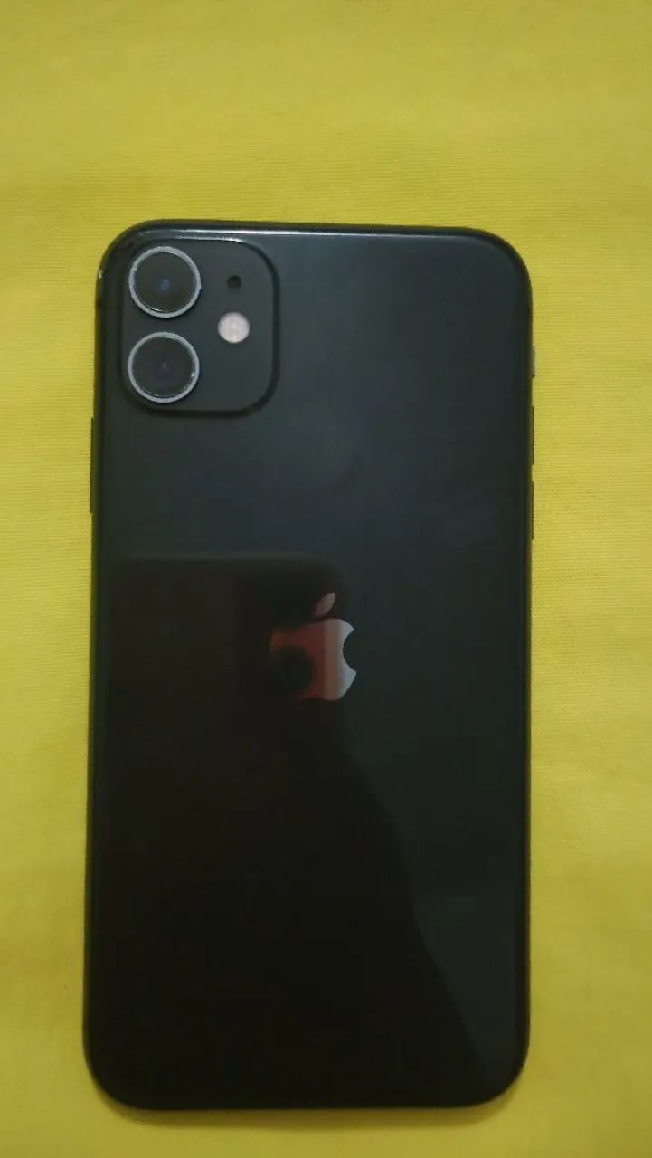 Troco iPhone 11 de 128GB por outro iphone - Foto 2