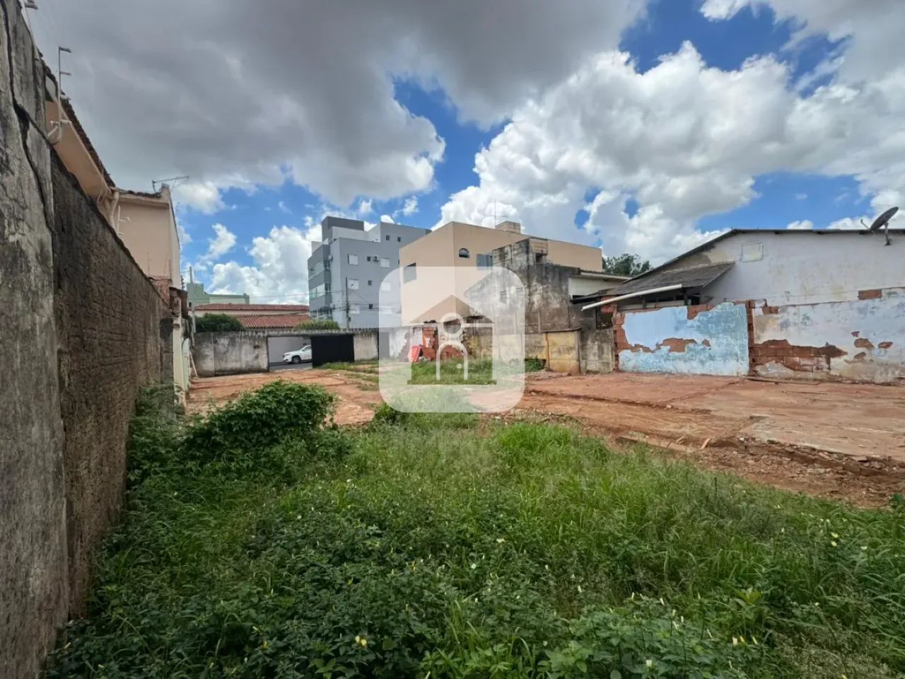 Terrena para venda no bairro Brasil - Foto 4