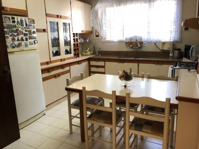 (Oportunidade) Casa no Bairro Saint Etienne, 5 quartos sendo um suite - Foto 13