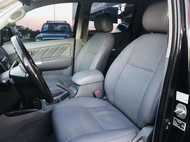 Hilux srv 3.0 diesel turbo 4x4 manual 2009 impecável - Foto 3
