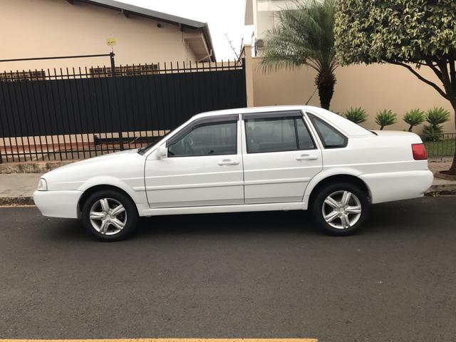 Volkswagen Santana 2000 1.8 mi impecável - Foto 13