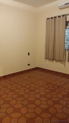 Casa em Cravinhos - Casa com Piscina e 03 dormitórios no Centro de Cravinhos - Foto 12