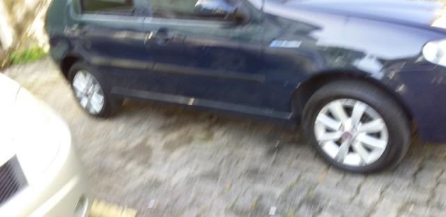 Carro - Foto 2