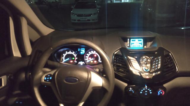 Ecosport Freestyle 1.6 , ano 15/15 , Com GNV 5°Ger, economia total - Foto 8