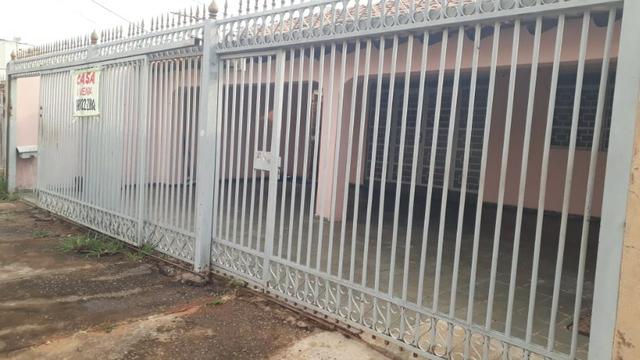 QNJ. Taguatinga Norte. casa de 3 quartos com amplo quintal. Quitada - Foto 9