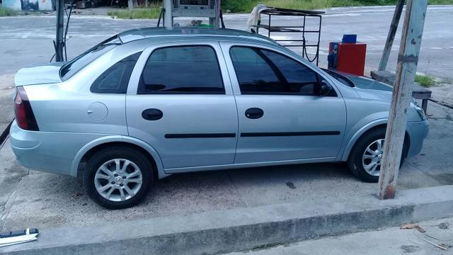 Vendo corsa sedan