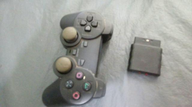 Controle sem fio pra ps2 35 reais - Foto 2