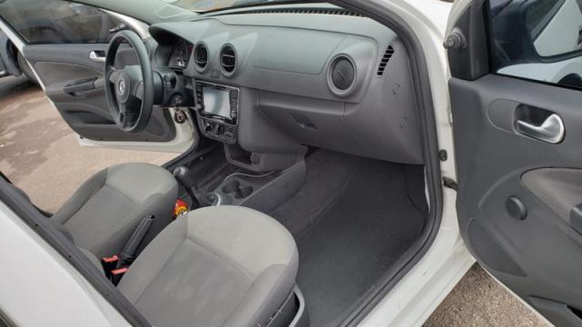 VOLKSWAGEN VOYAGE TRENDLINE 1.0 TOTAL FLEX 4P - Foto 10