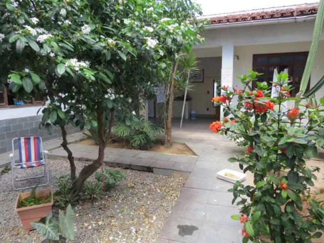 Casa linear com 5 qts, 2suítes, 2vgs - Foto 16