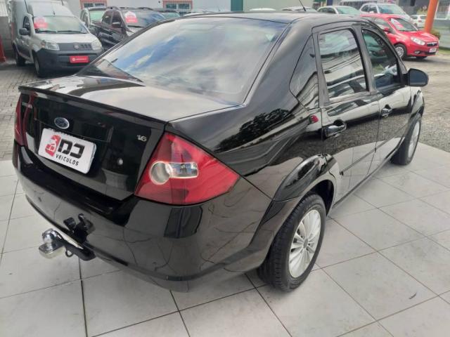 Ford Fiesta Sedan 1.6 FLEX - Foto 5