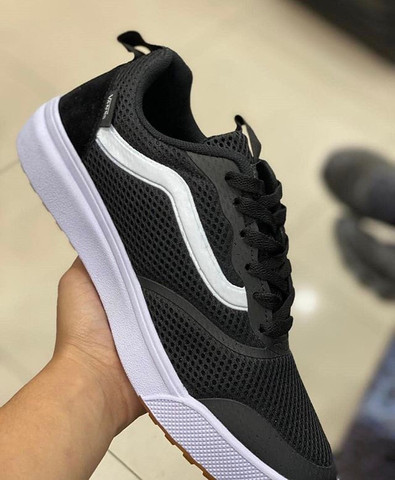 Tênis Vans Ultrarange