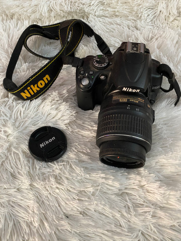 Câmera fotográfica D5000
