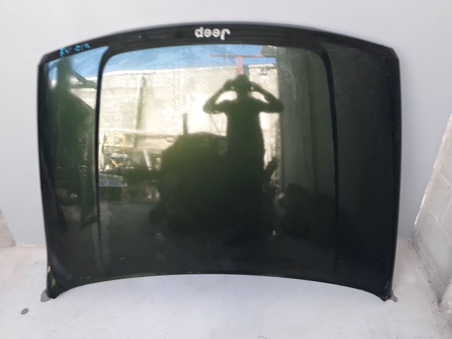 Capô jeep cherokke sport 2012