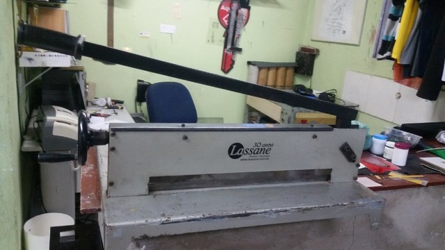Máquina gráfica Guilhotina Manual de mesa  - Foto 2