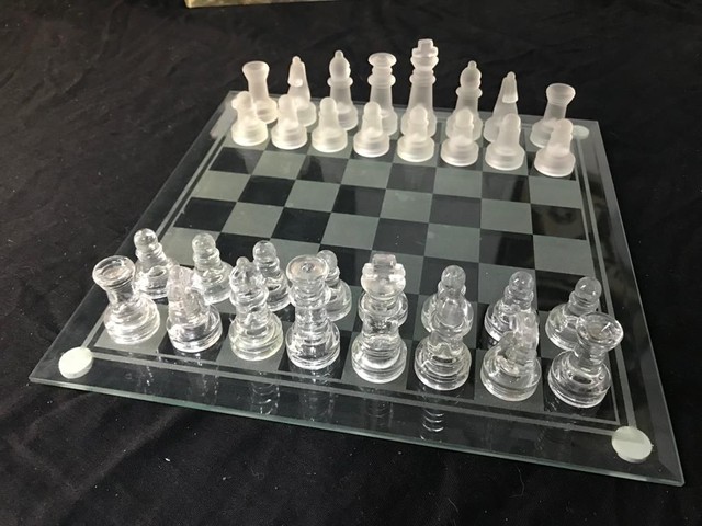 Tabuleiro de xadrez de vidro