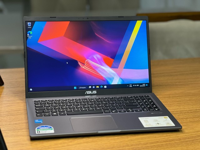 Notebook Asus i3 11th, 4GB ram, 256gb ssd NVMe