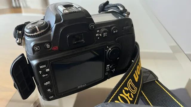Nikon D300 - Carregador e Bateria