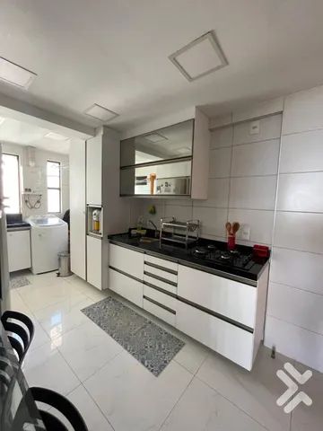 Apartamento para aluguel e venda tem 108 metros quadrados com 3 quartos em Petrópolis - Na