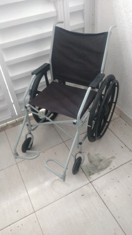 Cadeira de rodas a venda