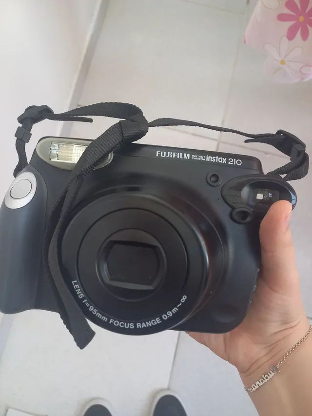 fujifilm instax wide 210