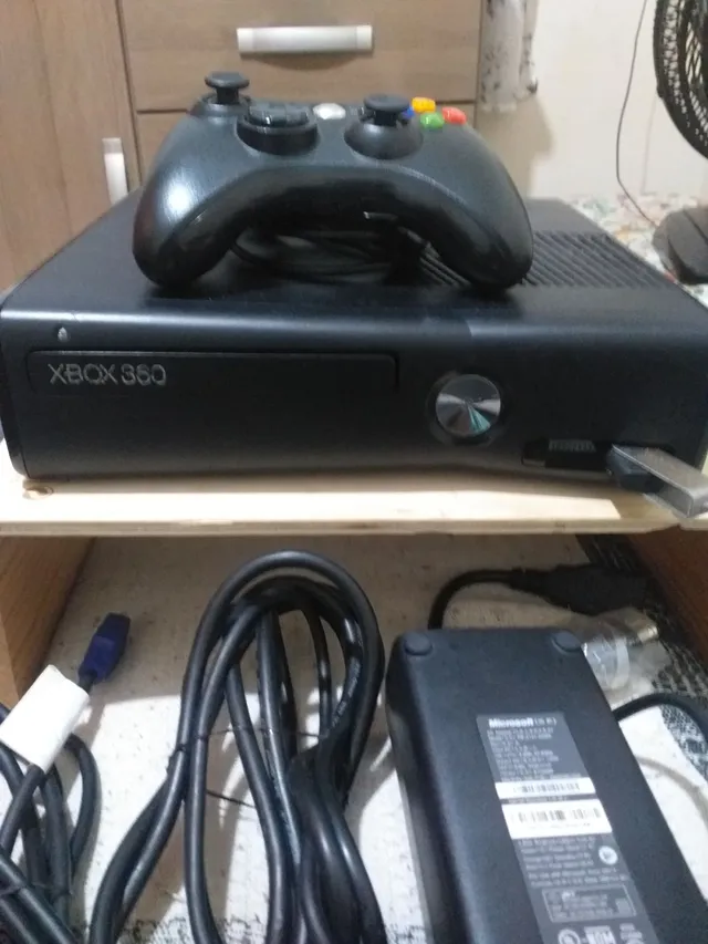 Xbox 360 Slim Desbloqueado com Dois Controles, + de 30 Jogos e Um Pendrive  com Fonte Original e Hdmi | Jogo de Computador Xbox 360 Usado 90461303 