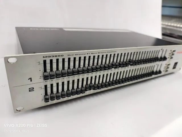 Equalizador Gráfico Phonic Mq3600 31 Bandas Ótimo!! - Foto 3
