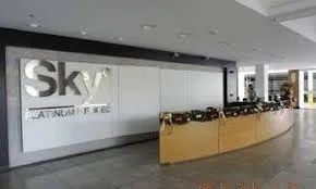 Alugo Sala Comercial no SKY Platinum ( 100% Mobiliada ) - Foto 5