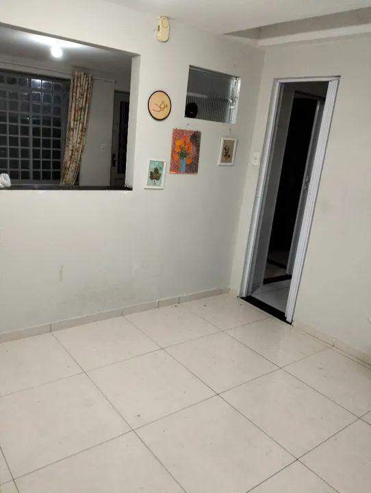 Aluga-se casa e/ou salão comercial - Foto 3