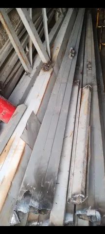 Postes metálicos 3 metros comprimento. BARATO!! - Foto 3