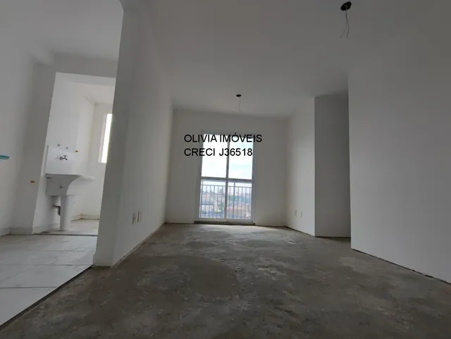 Apartamento com 65Mts, 3 dormitórios, 1 suíte, terraço, 1 vaga de garagem, no Centro Diade